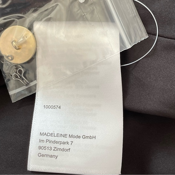 NWT Madeleine Black Dress With 3/4 Length Sleeves, Size 14 - Picture 14 of 14